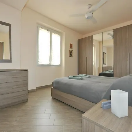 Apartamento Casa Costa Outlet 3