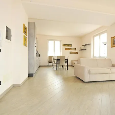 Casa Costa Outlet 3 * Serravalle Scrivia